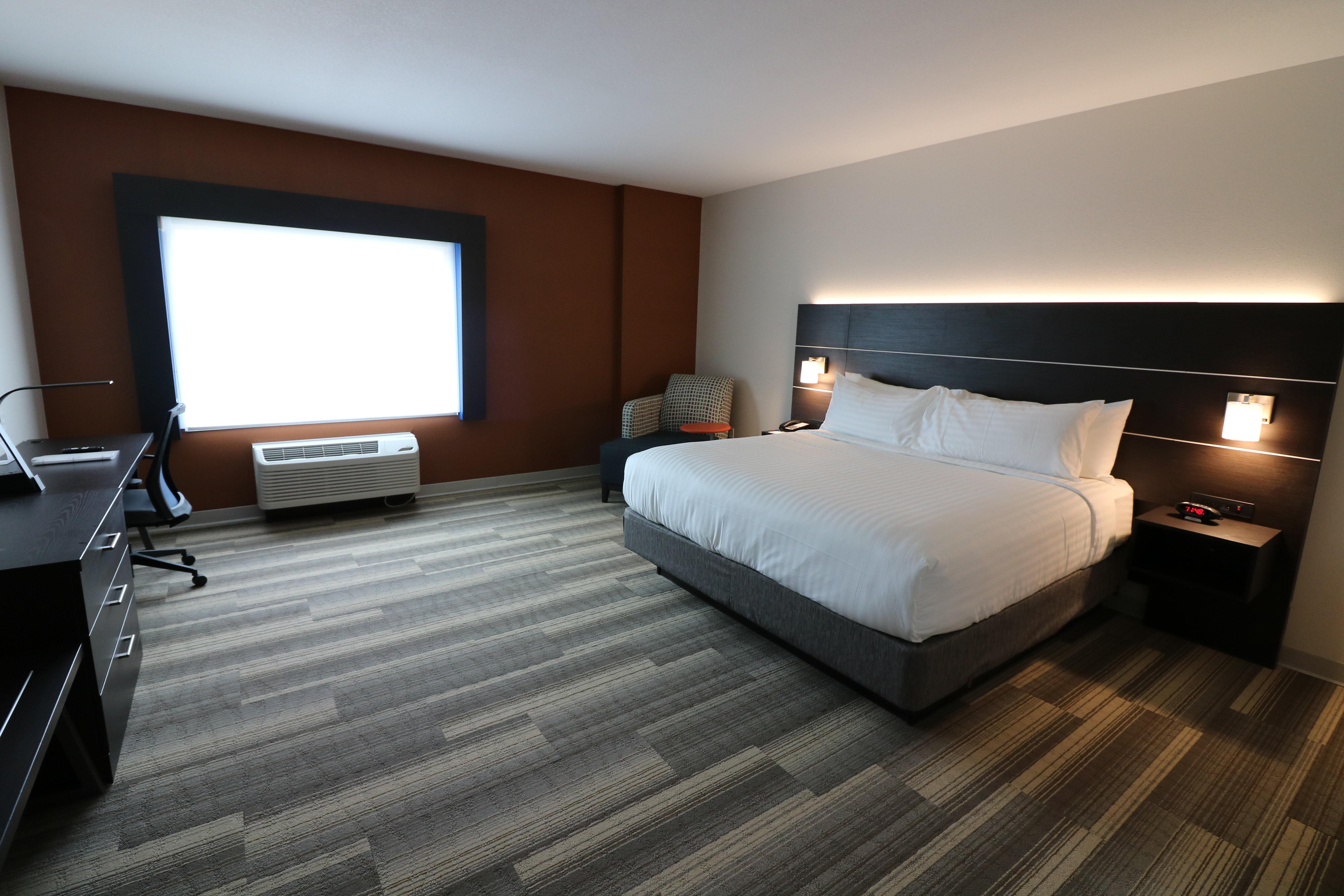 Holiday Inn Express & Suites - Coffeyville By Ihg Екстериор снимка