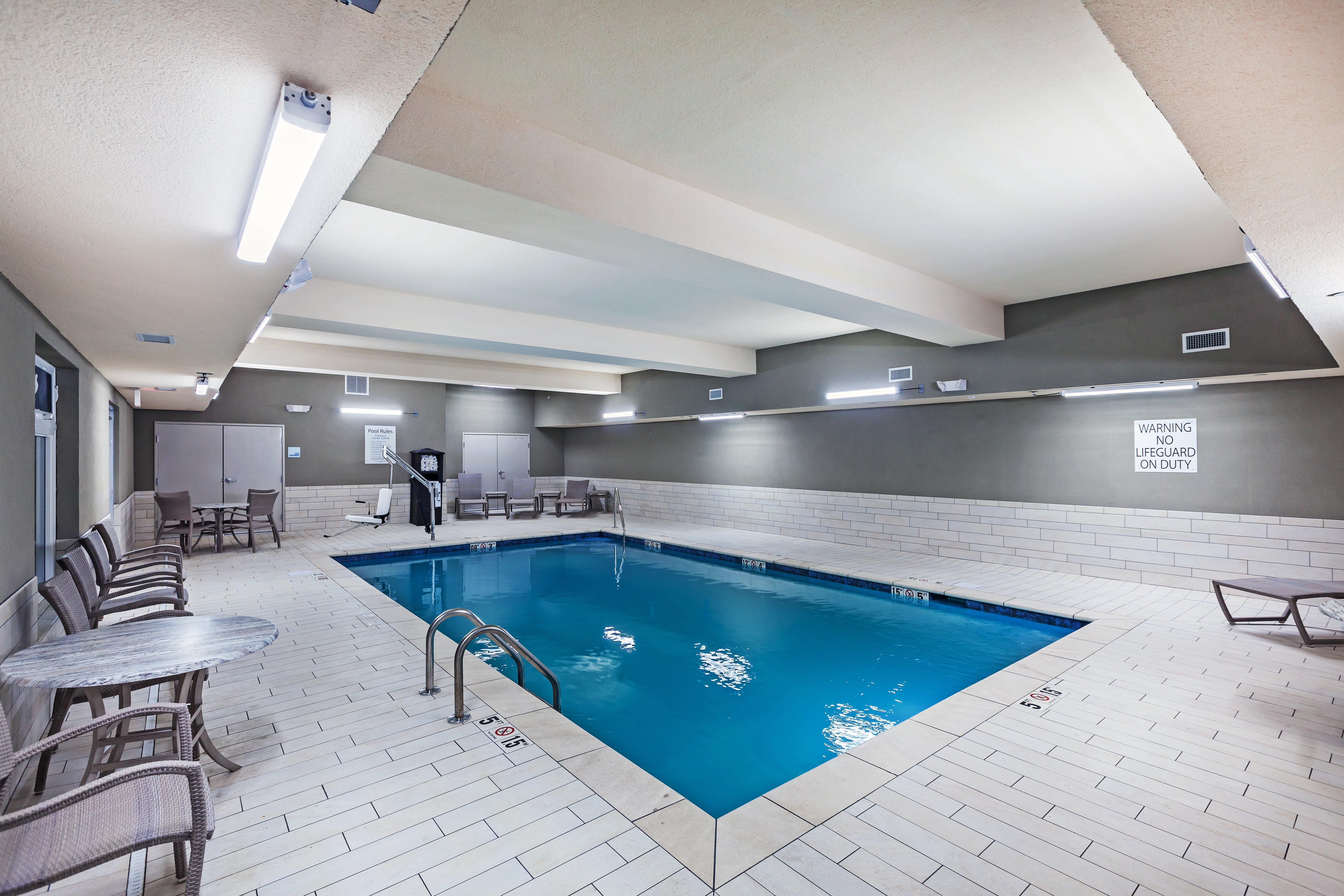 Holiday Inn Express & Suites - Coffeyville By Ihg Екстериор снимка