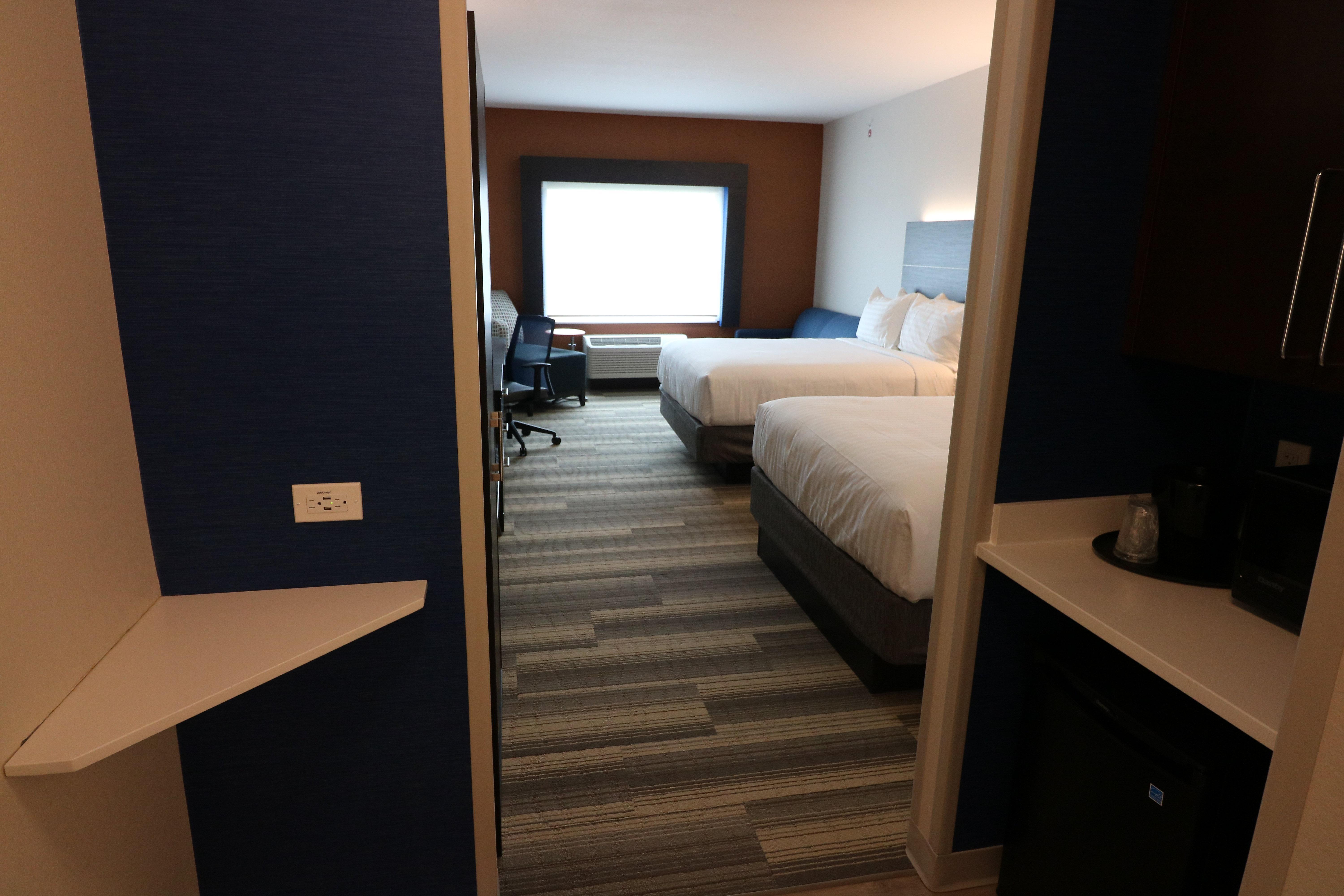Holiday Inn Express & Suites - Coffeyville By Ihg Екстериор снимка