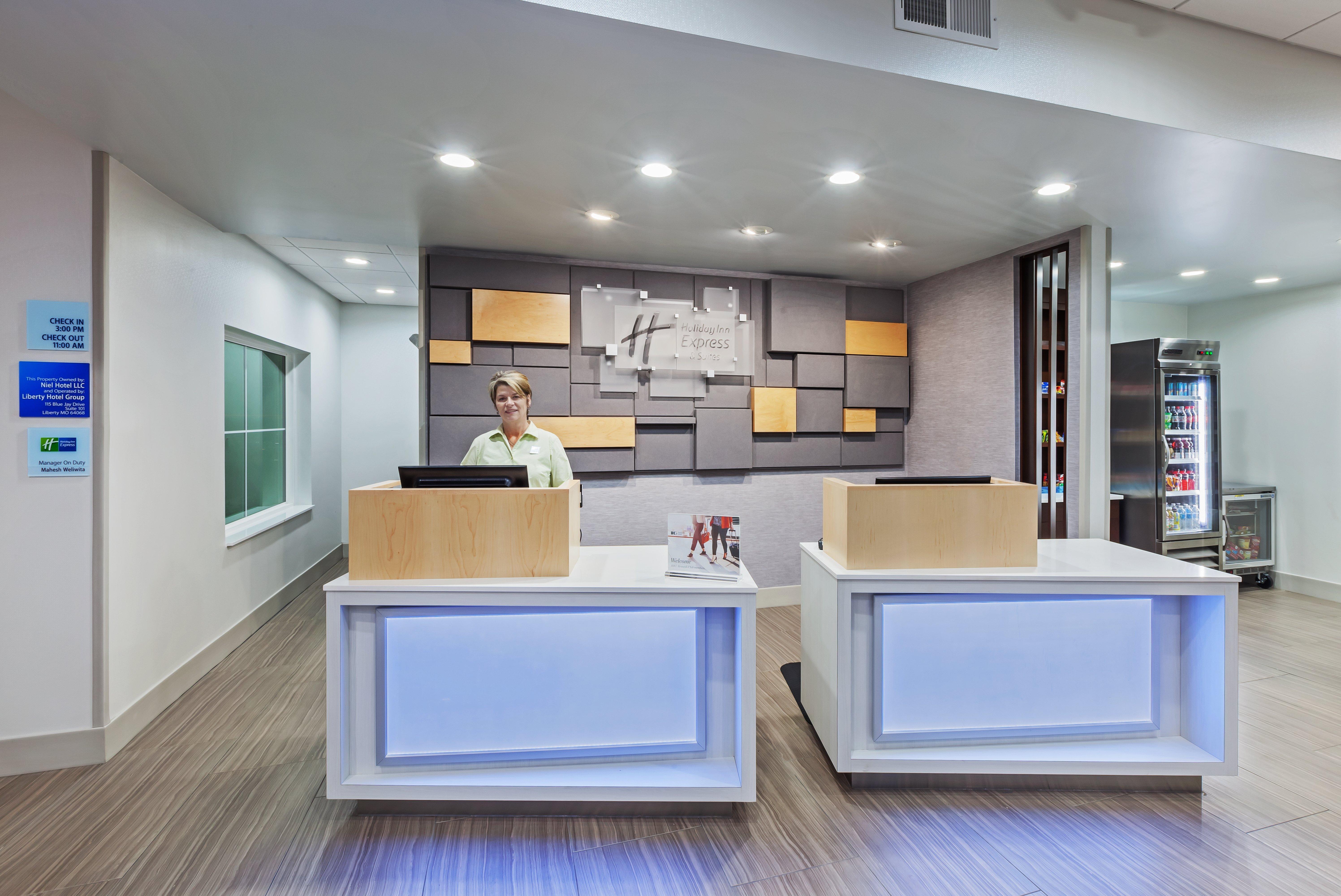 Holiday Inn Express & Suites - Coffeyville By Ihg Екстериор снимка
